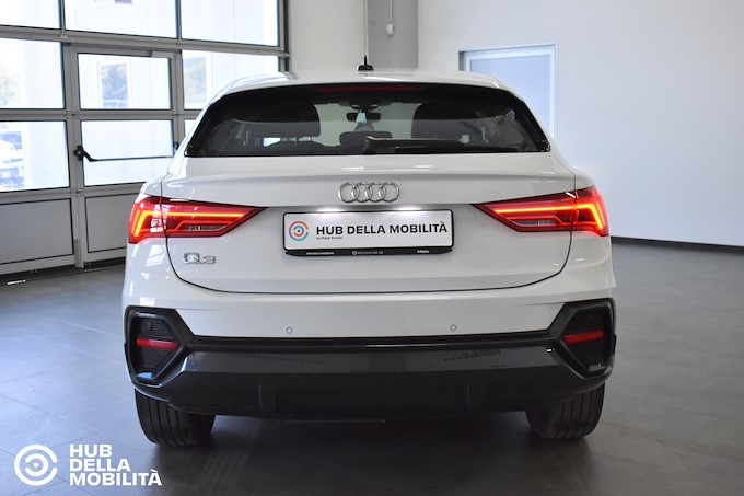 AUDI Q3 SPB 35 TDI S tronic Business Plus